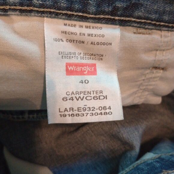 Wrangler Men's Carpenter Shorts. Sz. 40 64WC6DI. Small Flaw. **See Description - Picture 6 of 9